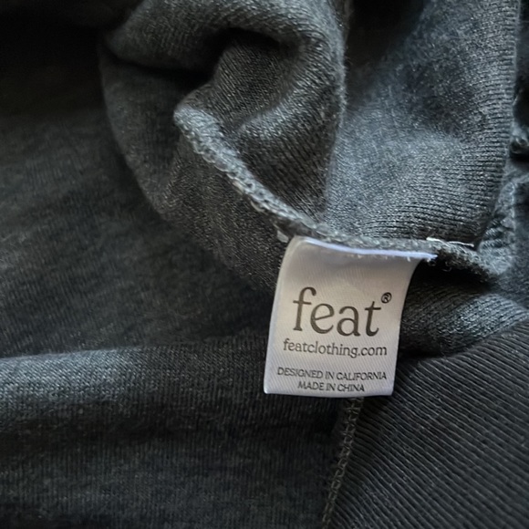 Feat Womens BlanketBlend Crewneck - Picture 9 of 11